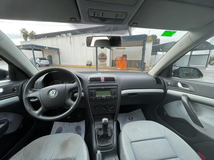 Skoda Octavia 1.9 TDI 100CV foto 4
